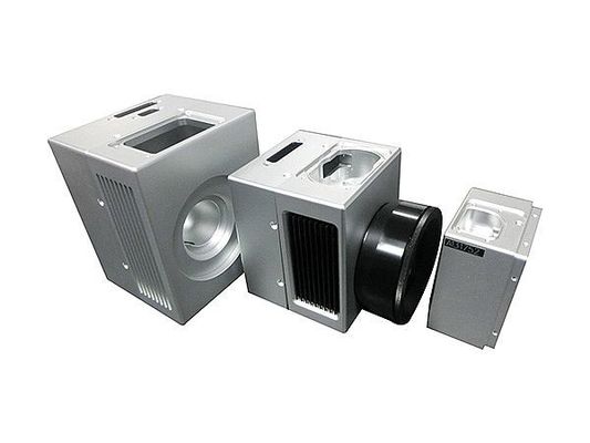 qualità  Precision Anodized CNC Aluminum Parts Silver CNC Machining Service fabbrica