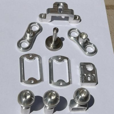 La fabbrica di macinazione d'ottone d'acciaio di alluminio di alta qualità delle parti di CNC ha elaborato le parti