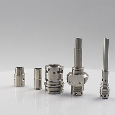 Prototipo rapido ODM/dell'OEM che lavora durezza a macchina di giro dei pezzi meccanici di CNC