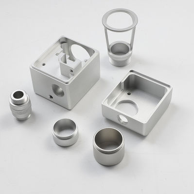 Il metallo di alluminio lavorante multifunzionale di CNC ha fabbricato su ordinazione